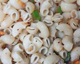 व्हाइट सॉस मैकरॉनी (white sauce macaroni recipe in Hindi) रेसिपी चरण 3 फोटो