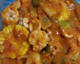 Foto langkah ke 8 dari resep Cumi Udang Saos Padang.