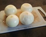 Foto del paso 1 de la receta: Cebollas rellenas gratinadas