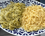 Foto del paso 10 de la receta: Tagliatelle paglia e fieno con nata y jamón