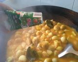 Foto langkah ke 5 dari resep Telur puyuh + kentang + udang bumbu ala kadar nya 😌.