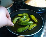 Foto del paso 4 de la receta Pimientitos de padrón
