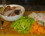 A picture of step 2 of Fish Stock - Fumet de Peix.