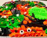 A picture of step 7 of Halloween TrayBake.