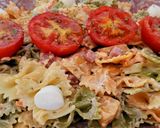 Foto del paso 6 de la receta: Ensalada de pasta con mozzarella y sardinillas