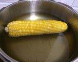 A picture of step 1 of Tomato corn bhurata.