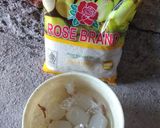 Foto langkah ke 4 dari resep Bola-Bola Air Kelapa (Isian Mochi Kelapa).
