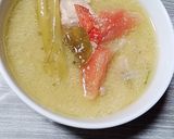 A picture of step 6 of Tom Kha Gai (Thai Chicken Coconut Soup) - Nadia's Halal Recipe.