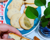 عکس مرحله 3 از دستور شیرینی کشمشی با روغن مایع