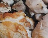 Foto del paso 3 de la receta: Pollo en salsa de tomate
