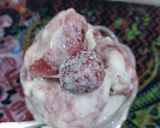 A picture of step 9 of Strawberries ice cream.