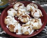 A picture of step 4 of Dahi Puri Chat.