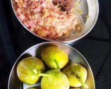 A picture of step 1 of Walnut Anjeer Fruit Halwa.