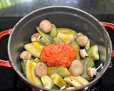 Hình bước làm 4 của món Chuối Xanh Kho Cà Chua