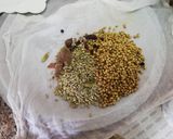 A picture of step 1 of Mutton yaqni pulao.
