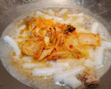 韓式辣泡菜炒年糕的食譜步驟4照片
