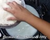 A picture of step 2 of Khoya kheer.