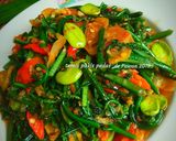 Foto langkah ke 4 dari resep Tumis pakis.