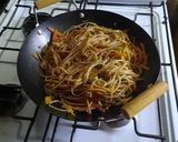 Foto del paso 12 de la receta: Spaghetti con verduras al wok (estilo oriental con salsa yakisoba)