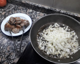 Foto del paso 2 de la receta: Tomate frito con costillas de cerdo