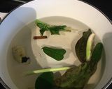 Foto langkah ke 1 dari resep Soup ayam rempah sehat.