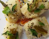 खमन ढोकला (Khaman Dhokla recipe in Hindi) रेसिपी चरण 4 फोटो