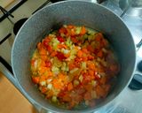 Foto del passaggio 3 della ricetta Vellutata di ceci con tortellini a modo mio