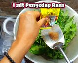 Foto langkah ke 5 dari resep Resep Tumis Kangkung Simple Tetap Hijau.