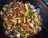 Foto langkah ke 6 dari resep Cumi Saus Padang.