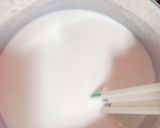 รูปขั้นตอนการทำที่ 2 ของ Creamy Vanilla Puddingพุดดิ้งครีมกลิ่นวานิลลา
