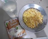 Foto langkah ke 1 dari resep Cream Soup Jagung Bumbu Instan.