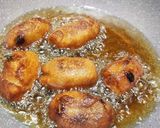 A picture of step 9 of Bread Dahi Vada.