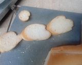 A picture of step 2 of Margarine Toast.