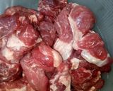 Hình bước làm 1 của món Bò Hầm Rau Củ