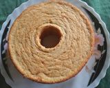 Foto langkah ke 8 dari resep Banana Chiffon Cake.