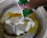 Foto langkah ke 5 dari resep Bolu Ketan Hitam Keju Lumer.