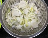 Hình bước làm 6 của món Nộm gà xé phay
