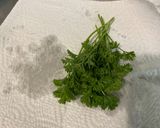 Une image de l'étape 8 de Poireaux vinaigrette aux tomates et olives.
