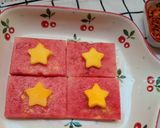Hình bước làm 3 của món Cờ đỏ sao vàng đơn giản dễ làm
