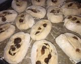 A picture of step 13 of Sticky Iced Buns.