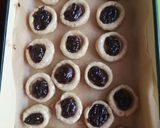 Szilvalekvárral töltött töpörtyűs kút recept fázis 6 fotója
