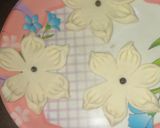 ফ্লাওয়ার নিমকি (flower nimki recipe in bengali) রেসিপির ধাপ 4 ছবি