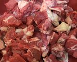 Foto langkah ke 1 dari resep Semur Daging Sapi Kentang.