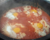 Foto del paso 3 de la receta: Huevos en el purgatorio