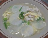 Foto langkah ke 10 dari resep Sup Lobak Ayam Telur.