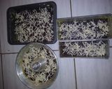 Foto langkah ke 7 dari resep Brownis panggang keju kranci.