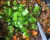 A picture of step 3 of Meat pie.
