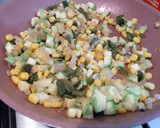 Foto del paso 2 de la receta: Crepas en salsa de chile poblano