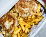 A picture of step 2 of Chips / fries & egg🥔🥚🍳.