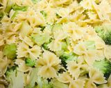 A picture of step 2 of Quick Broccoli 🥦 Pasta 🍝 Frittata.